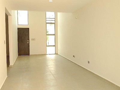Casa en venta en privada Temozon 39