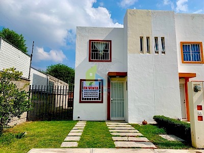 CASA EN VENTA MANZANARES LOS HUERTOS TERRENO EXCEDENTE
