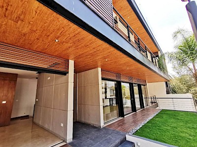 PRECIOSA  RESIDENCIA  A ESTRENAR EN REAL DEL BOSQUE,  LAGO DE GUADALUPE CUAUTITLAN IZCALLI