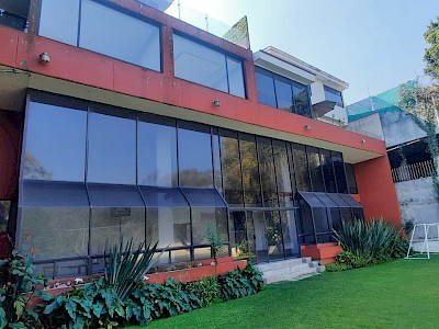 Hermosa casa recien remodelada con acabados de lujo en tecamachalco
