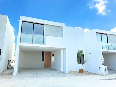 CASA EN PRE-VENTA RESIDENCIAL CAMELIA