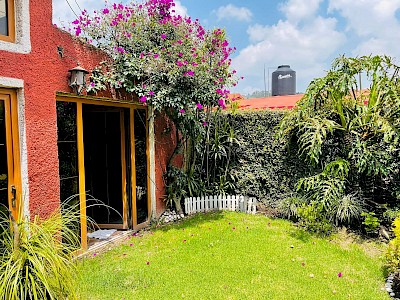 CASA EN VENTA EN 4ta. SECC. LOMAS VERDES, NAUCALPAN