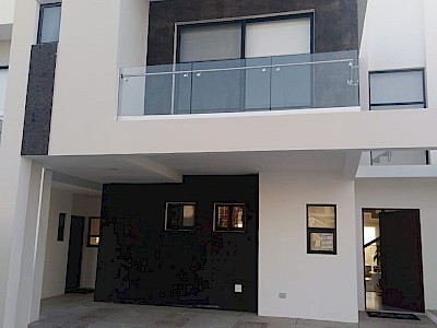 VENTA DE CASAS EN CLUSTERS CON CASA CLUB Y ROOF GARDEN EN EL NUEVO REFUGIO
