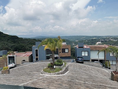 RESIDENCIA EN RENTA Y VENTA NUEVA CONDADO DE SAYAVEDRA, ATIZAPÁN
