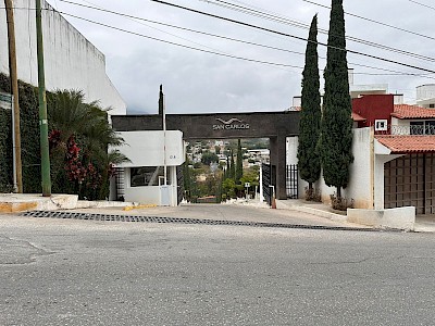 TERRENO EN VENTA DE 290 M2 EN EL EXCLUSIVO FRACCIONAMIENTO PRIVADO SAN CARLOS UBICADO AL ORIENTE DE TUXTLA GUTIÉRREZ.
