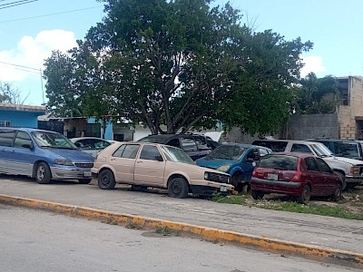 Se venden 2 terrenos comerciales sobre avenida Chetumal 