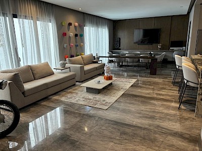 HERMOSA RESIDENCIA TOTALMENTE AMUEBLADA EN LAS ESMERALDAS