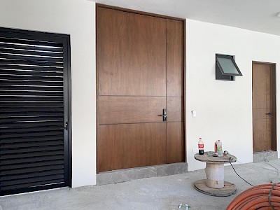 CASA EN VENTA EN LAS ESMERALDAS, CARRETERA NACIONAL 