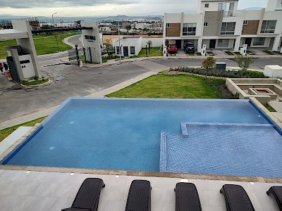 VENTA DE CASAS NUEVAS EN CLUSTER CON CASA CLUB EN ZARU (FERNTE A ZAKIA)