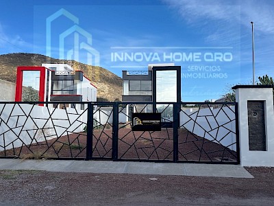 Hermosa casa con amplio terreno en venta 