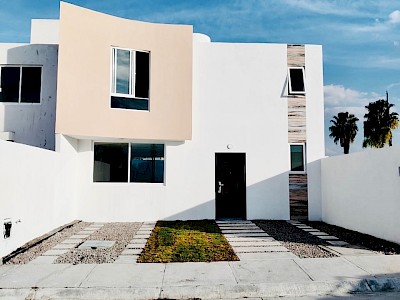 VENTA $2,380,000.00 ESTRENA TU NUEVA CASA.  Fracc. Gibraltar, corregidora, Qro. 