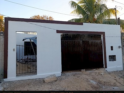 CASA EN VENTA ZONA NORTE, COLONIA MERIDA, 2 RECAMARAS, TERRENO 7.7 X 40 MUY AMPLIA, MERIDA YUCATÁN.