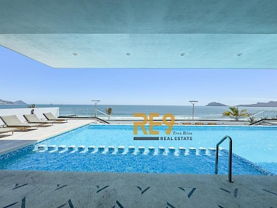 DEPARTAMENTO EN VENTA ALTOMARE FRENTE AL MAR DE MAZATLAN