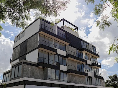 DEPARTAMENTO EN EXCLUSIVO EDIFICIO DE TEMOZÓN NTE